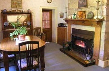 Orford's Sanda House B&B - Broome Tourism 3