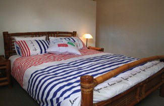 The Big Blue Retreat - Broome Tourism 3