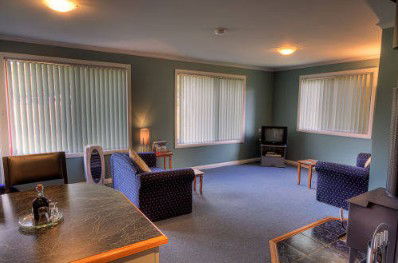 Highland Cabins And Cottages At Bronte Park - Broome Tourism 1