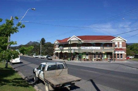 St Marys Hotel - Broome Tourism 1
