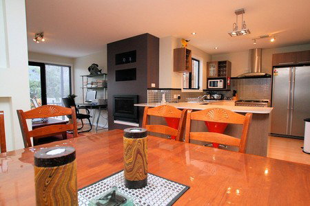 Oakley Place Townhouse - Tasmanian Short Stays - Broome Tourism 1