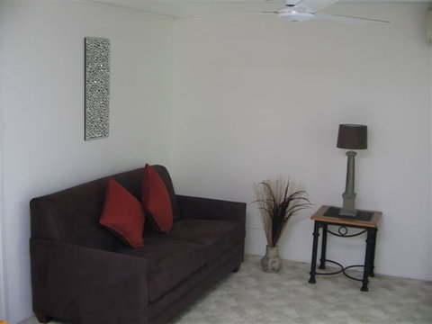 Bluewater Bed And Breakfast Cairns - Broome Tourism 1