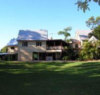 Glasshouse Mountains Ecolodge - Broome Tourism