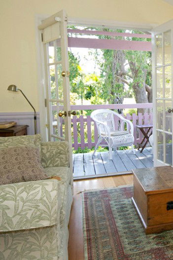 Hyams Beach Seaside Cottages - Broome Tourism 1