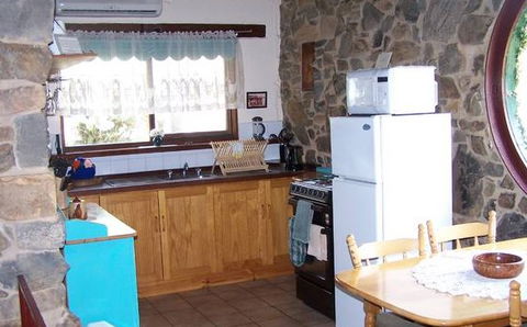 Nuggetty Cottage - Broome Tourism 1