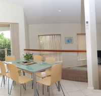 Parker By The Sea - Broome Tourism