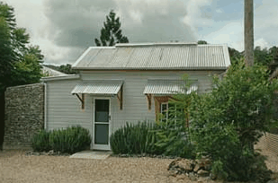 Mavis's Kitchen and Cabins - Broome Tourism