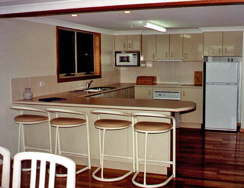 Angourie Bay Villas - Broome Tourism 2