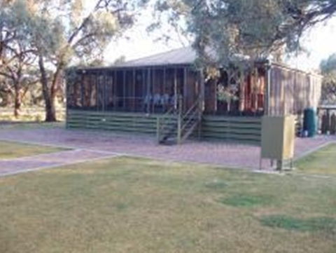 Elphicks Island Lodge - Broome Tourism 2