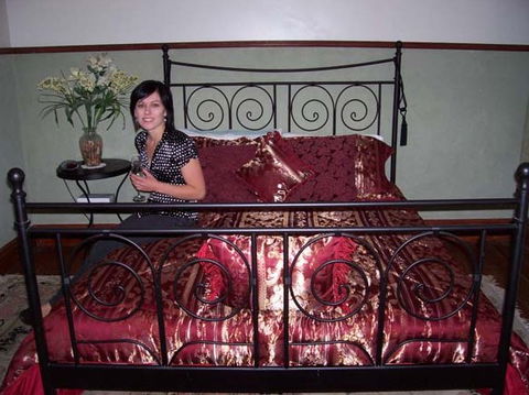 Duke Of Cornwall Inn - Broome Tourism 3