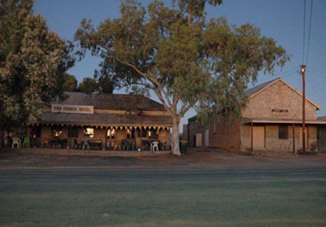 Tooles Family Hotel - Broome Tourism 0