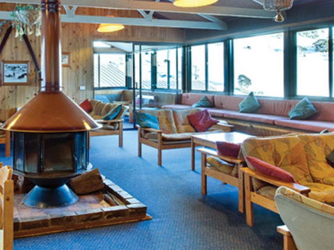 Snowbird Ski Lodge - Broome Tourism 2