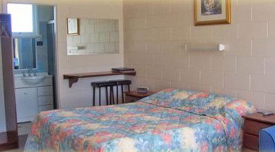 Alpine Country Motel - Broome Tourism 0