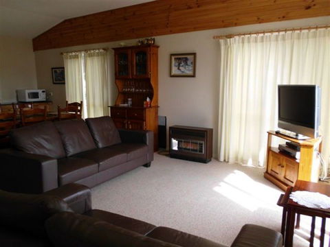 Kanga Lodge - Broome Tourism 3
