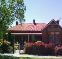 Tumut Accommodation Sefton House - Broome Tourism