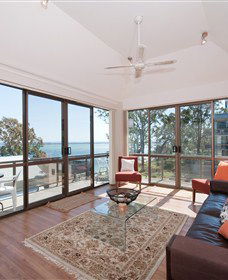 Magnus Street Treetops - Broome Tourism 1