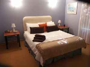 Pine Cottage - Broome Tourism 1