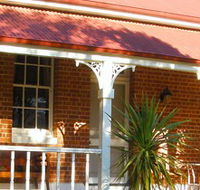 Araluen Old Courthouse Bed and Breakfast