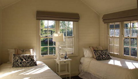 Book Barn Cottage - Broome Tourism 1