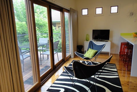 Nangara Serviced Accommodation Albury - Broome Tourism 0