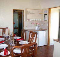Country Carriage Bed and Breakfast - Broome Tourism