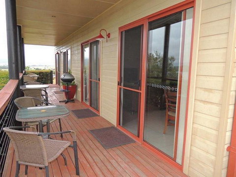 Avon View Stays - Broome Tourism 0