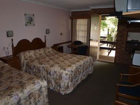 Gundagai Motel - Broome Tourism 4