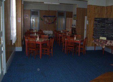 Henty Central Bed And Breakfast - Broome Tourism 1