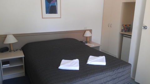 Artesian Spa Motel - Broome Tourism 4
