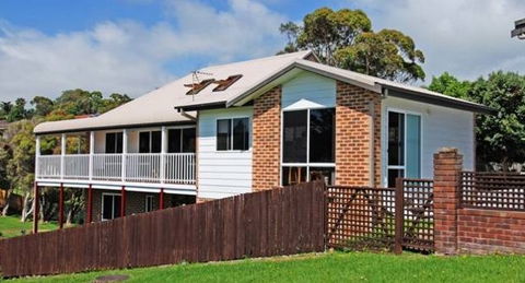 Beach House On Kendalls - Broome Tourism 1
