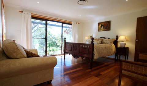 Cicada Country House - Broome Tourism 3