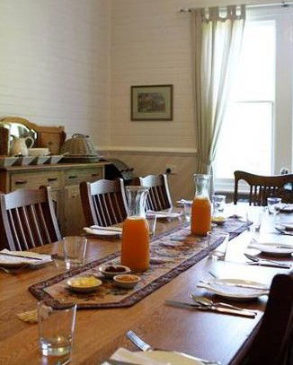 Avoca House Bed And Breakfast - Broome Tourism 3