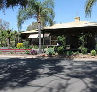 Lake Forbes Motel - Broome Tourism
