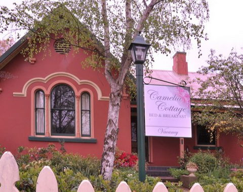 Camelia Cottage - Broome Tourism 3