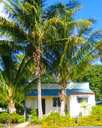 Sunlover Lodge Holiday Units And Cabins - Broome Tourism 5