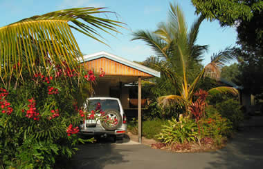 Sunbird Gardens - Broome Tourism 0