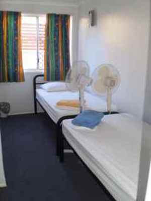 Gladstone Backpackers - Broome Tourism 1