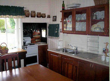 Dillons Cottage - Broome Tourism 0
