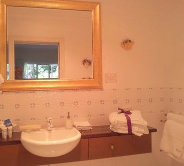 Amore Bed And Breakfast - Broome Tourism 0