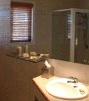 Scenic Rim View Cottages - Broome Tourism 1