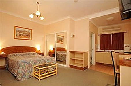 Townview Motel - Broome Tourism 4