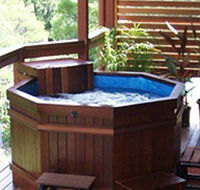 Ravensbourne Escape Tree Tops - Broome Tourism