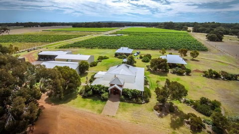Adinfern Estate - Broome Tourism 3