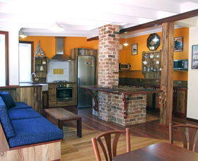 Admiral Stirling Inn - Broome Tourism 0
