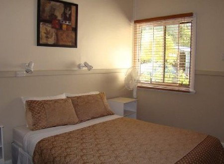 Busselton Guest House - Broome Tourism 2
