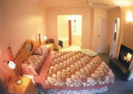 Fern Gulley Retreat - Broome Tourism 1