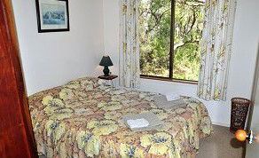 Uhuru Chalets - Broome Tourism 5