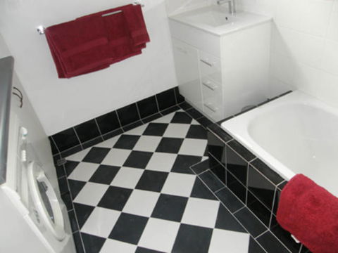 Adair Apartment - Broome Tourism 5