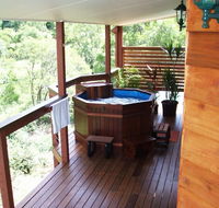 Ravensbourne Escape Holiday Cottages - Broome Tourism