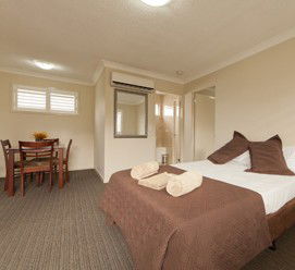Tropicana Motel - Broome Tourism 1